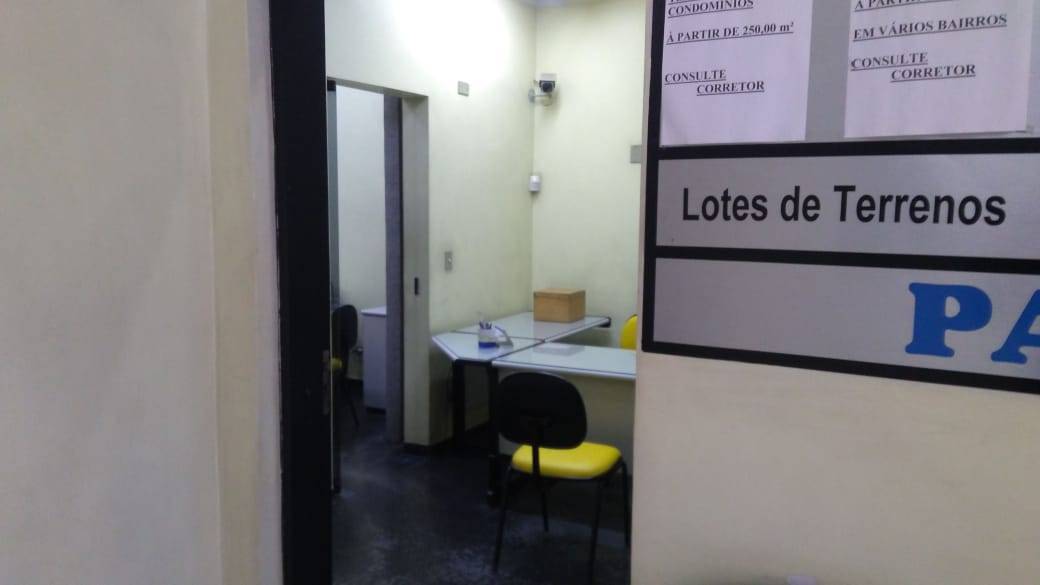 Prédio Comercial no Centro de Arujá para Venda ou Locação — foto 7