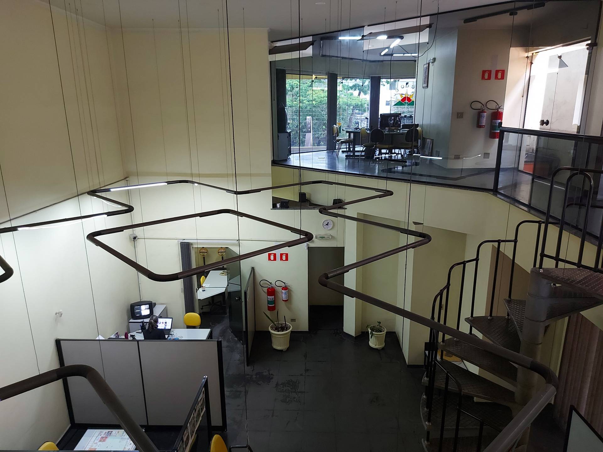 Prédio Comercial no Centro de Arujá para Venda ou Locação — foto 35
