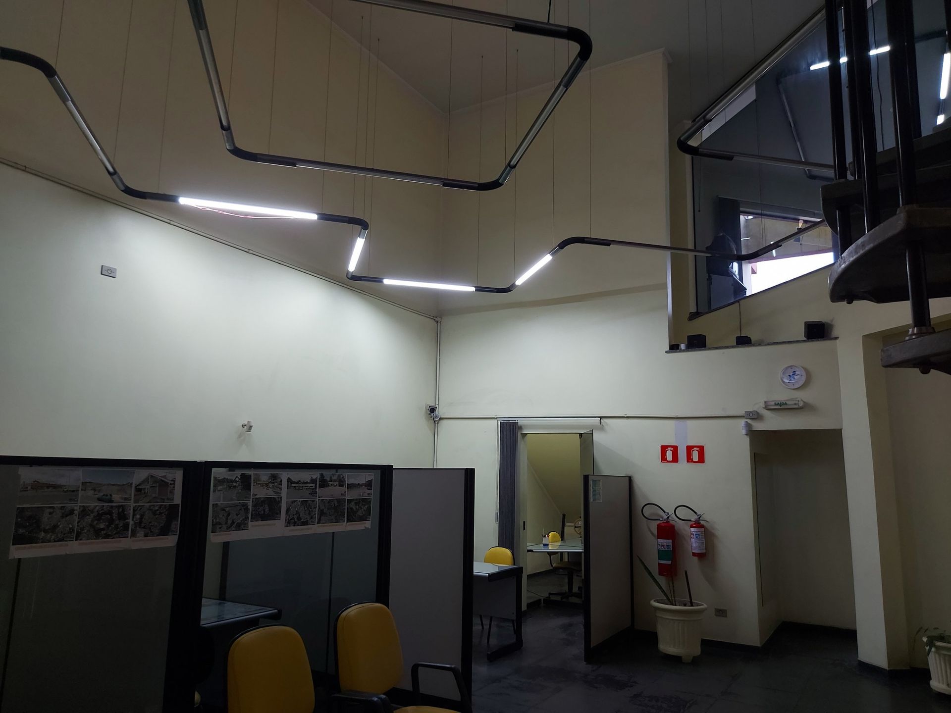 Prédio Comercial no Centro de Arujá para Venda ou Locação — foto 17