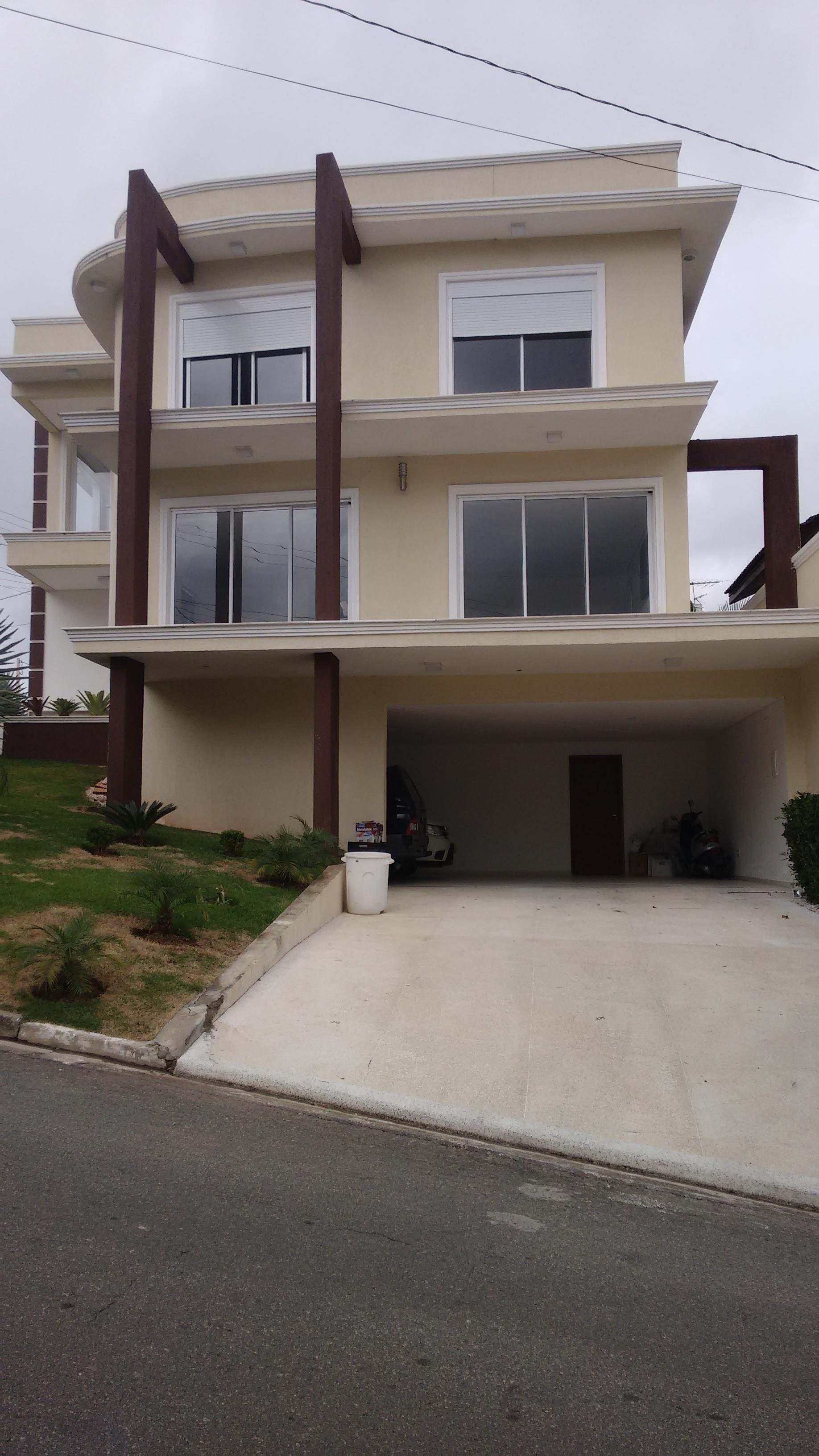 Linda Casa de Esquina Condomínio Arujá 5 — foto 2