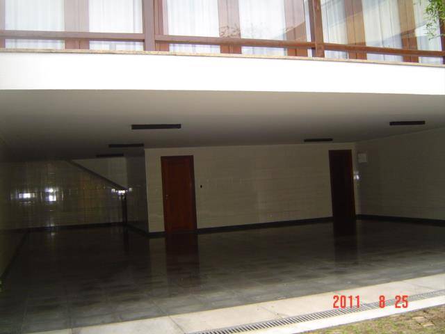 Maravilhosa residência Arujazinho III — foto 16