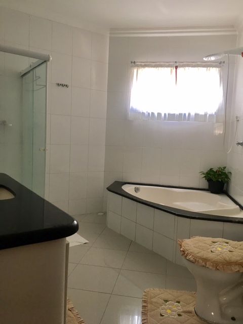 Lindo Sobrado Com Piscina no Condomínio Arujá 5 — foto 3