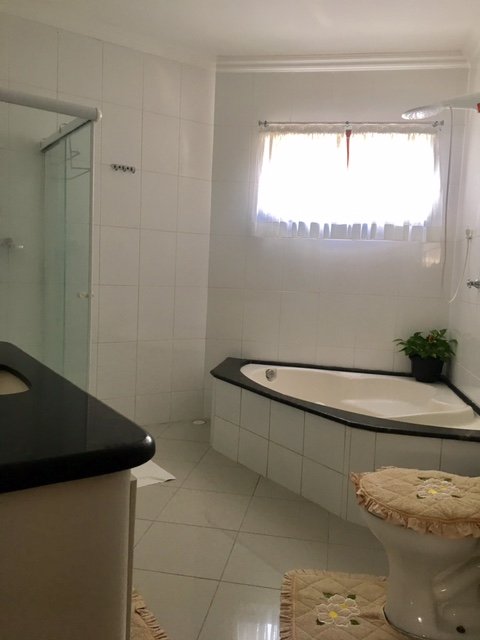 Lindo Sobrado Com Piscina no Condomínio Arujá 5 — foto 3